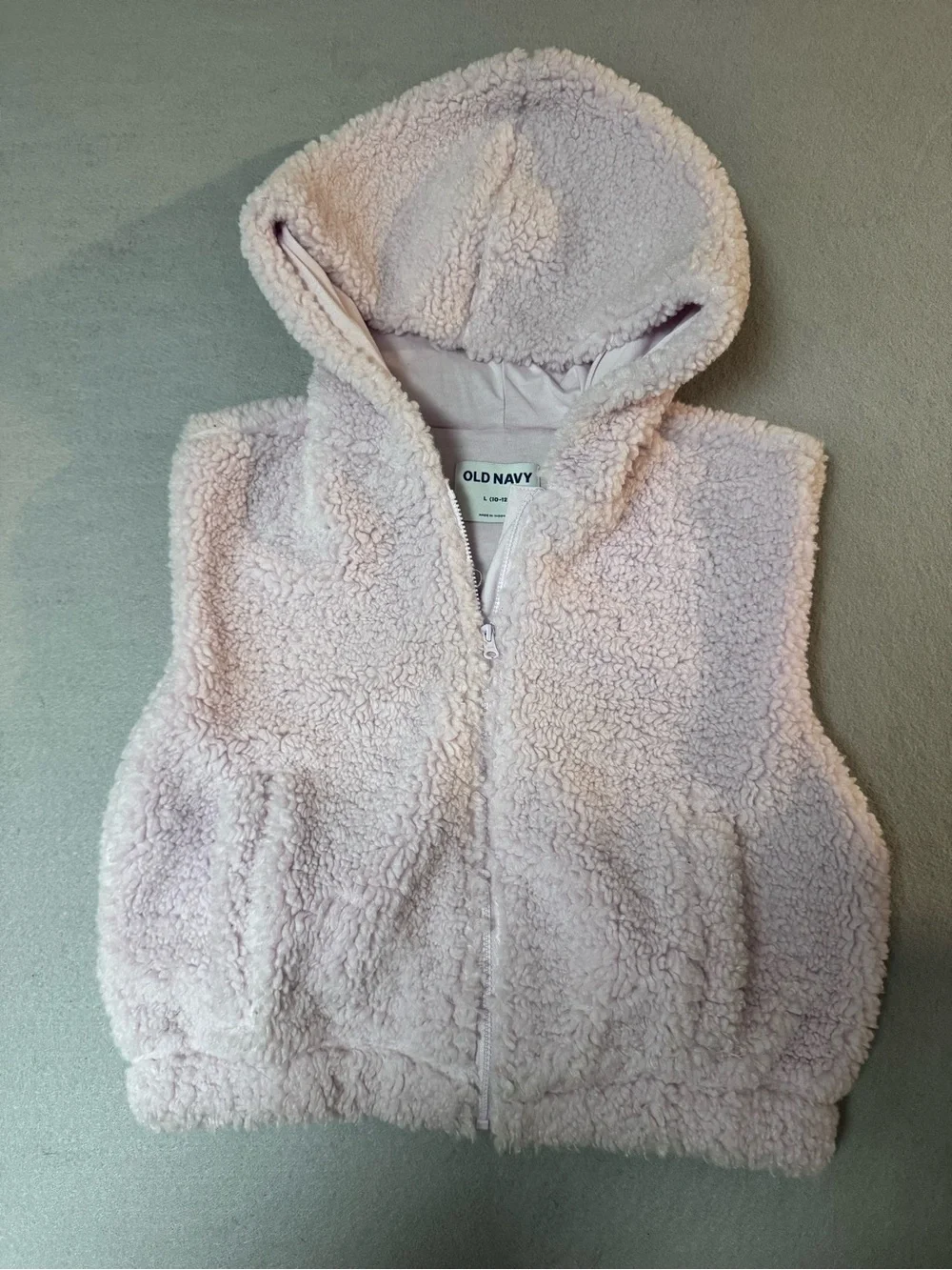 Old Navy Cozy Sherpa Hooded Vest in Light Purple/Pink Color